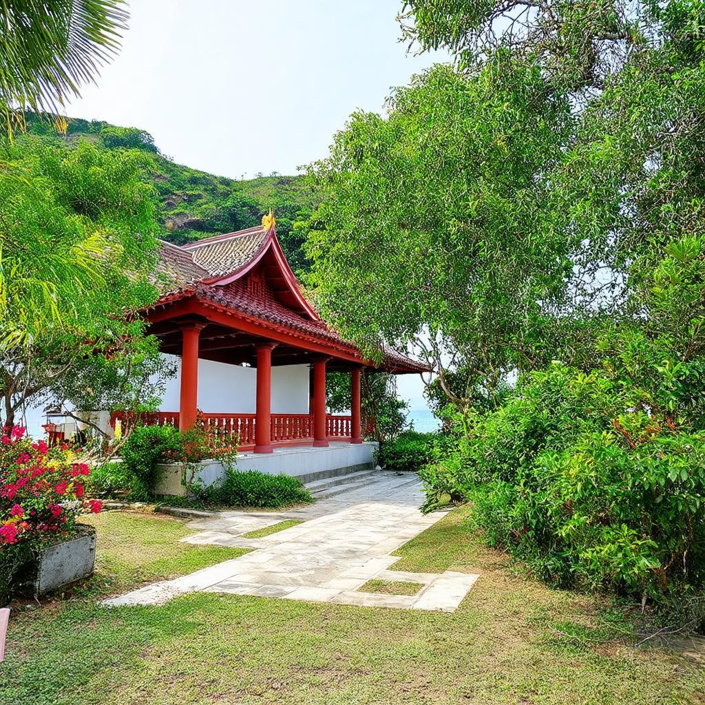 Không gian yên bình và kiến trúc giản dị hài hòa với thiên nhiên tại Chùa Liên Hoa Quy Nhơn.