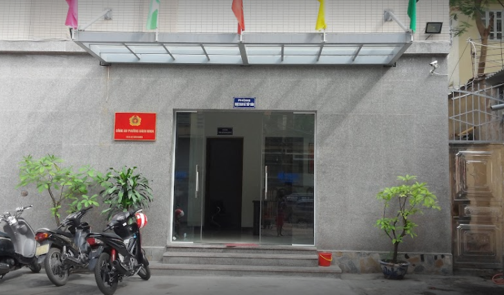 Khung cảnh yên bình đặc trưng trên Đường Vòng Vạn Mỹ thuộc phường Máy Tơ Hải Phòng