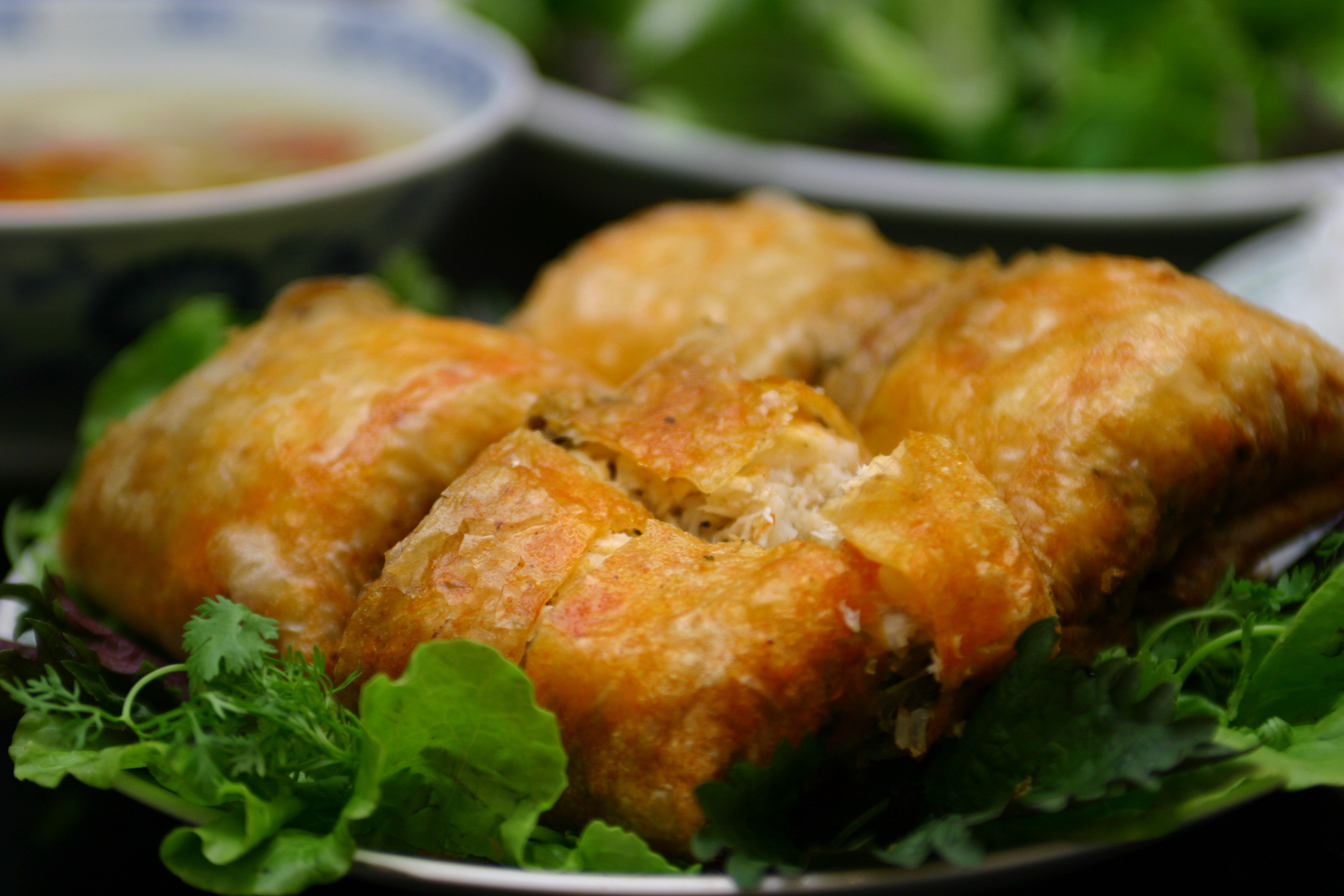 Bun Cha Ta Seafood Spring Rolls - Nem rán hải sản giòn rụm