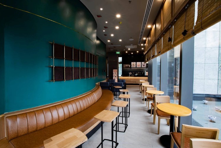 Không gian bên trong của Starbucks