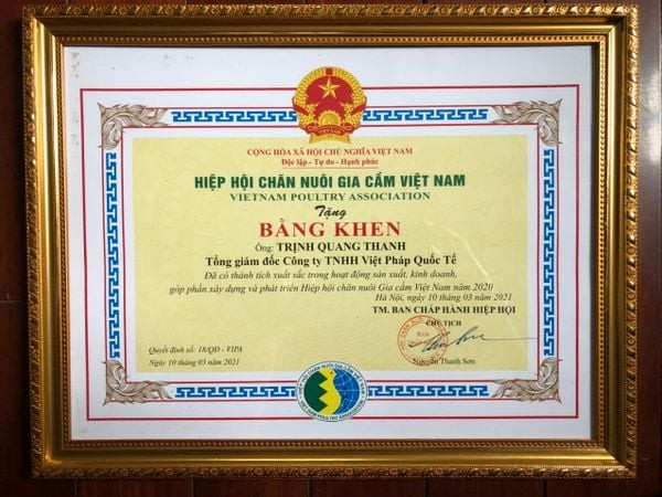 Bằng khen của Hiệp hội Chăn nuôi Gia cầm Việt Nam cho ông Trịnh Quang Thanh