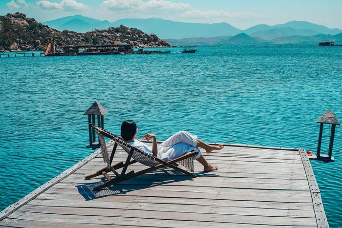 Bãi biển Bình Hưng tuyệt đẹp, điểm đến không thể bỏ qua khi du lịch tự túc Nha Trang