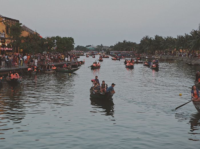 Khám phá đường phố Hội An: Trải nghiệm văn hóa cùng mẹ