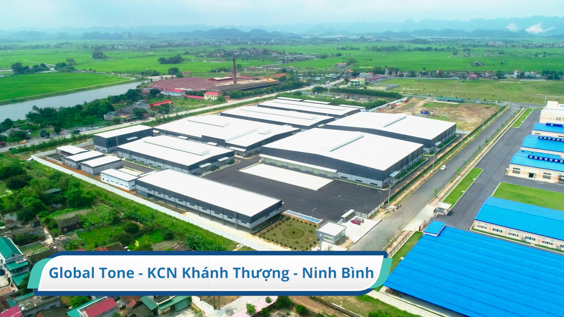 Hình ảnh Dự án Nhà máy SX Mỹ phẩm Global Tone - Ninh Bình, sử dụng Tôn Bluescope Sumo Antifading do Công ty TNHH Thương mại và Dịch vụ Đông Á cung cấp.