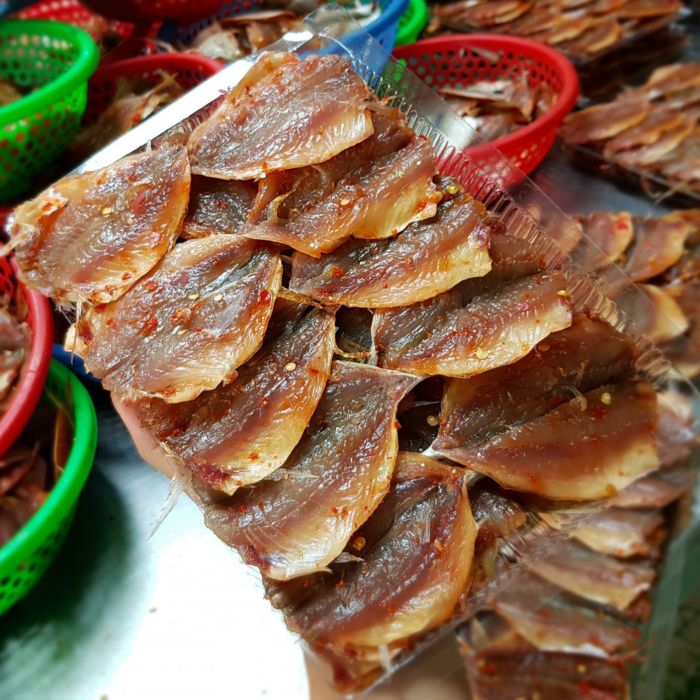 Cá chỉ vàng khô - đặc sản Đà Nẵng làm quà đậm đà