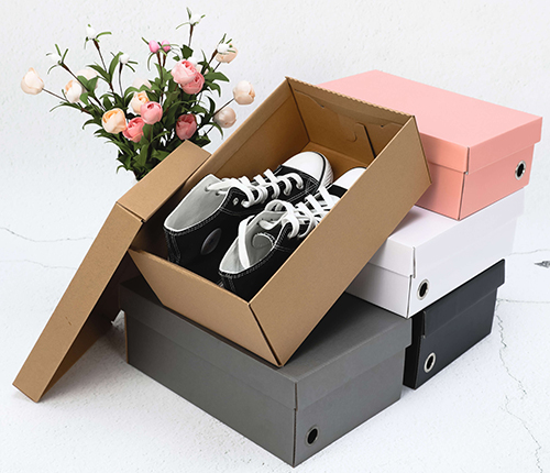Thùng carton đựng giày chuyên dụng của công ty tnhh bao bì thuận đạt, bảo vệ sản phẩm.