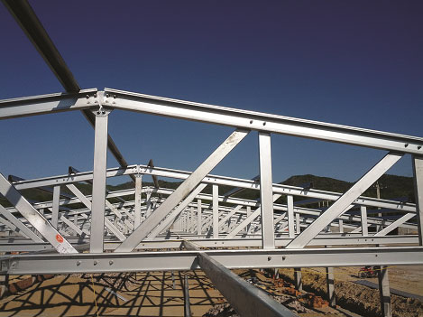 Mô hình trại gà Minh Dư tại Bình Định với kết cấu thép mạ tiên tiến của BlueScope Lysaght