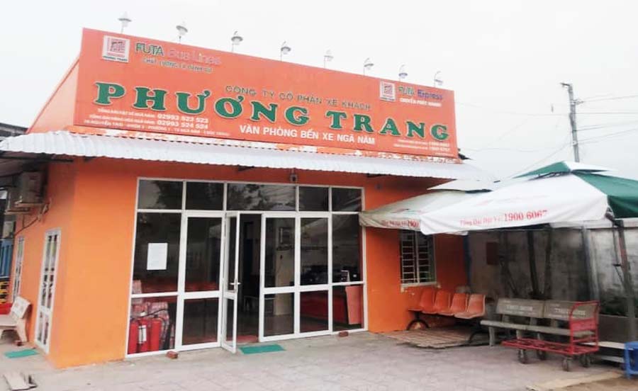xe phuong trang nga nam