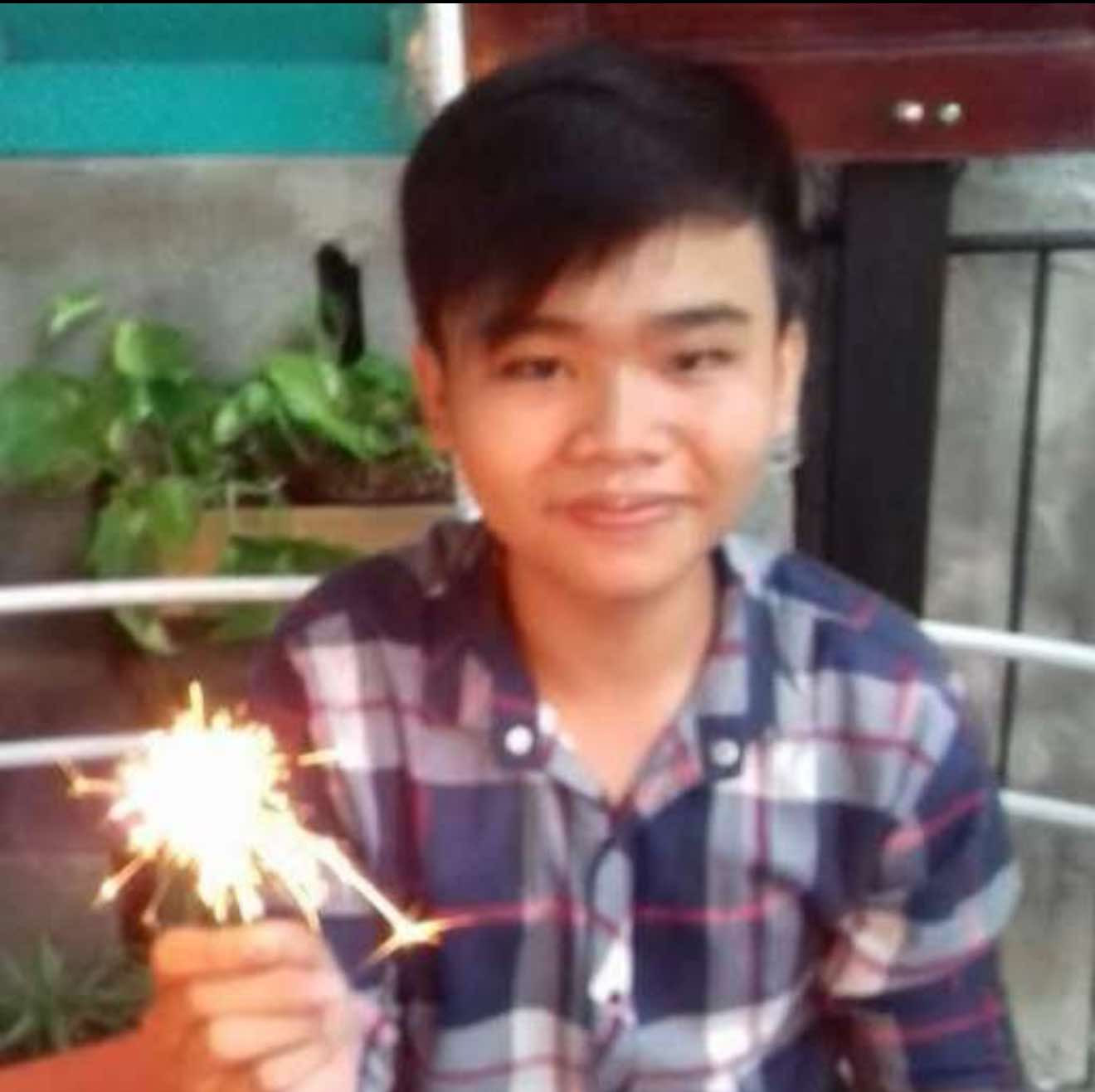 Ảnh avatar của khách hàng Trần Ngọc Duy với đánh giá 5 sao về sản phẩm