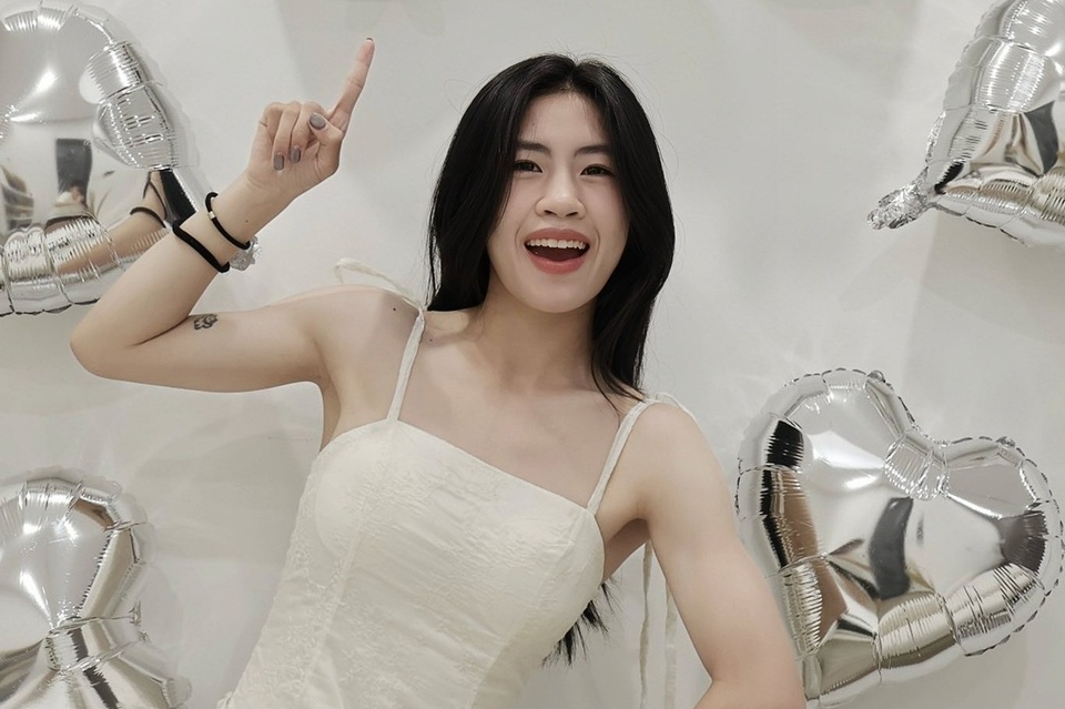 Nguyễn Thị Thanh Nhã tỏa sáng trong bộ ảnh sinh nhật tuổi 24
