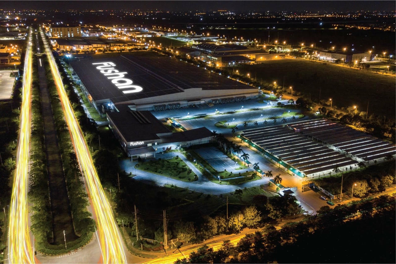Tòa nhà trụ sở Công ty TNHH Fushan Technology Việt Nam tại khu công nghiệp Vsip Bắc Ninh, thể hiện quy mô và cơ sở vật chất của doanh nghiệp trong lĩnh vực sản xuất linh kiện điện tử.
