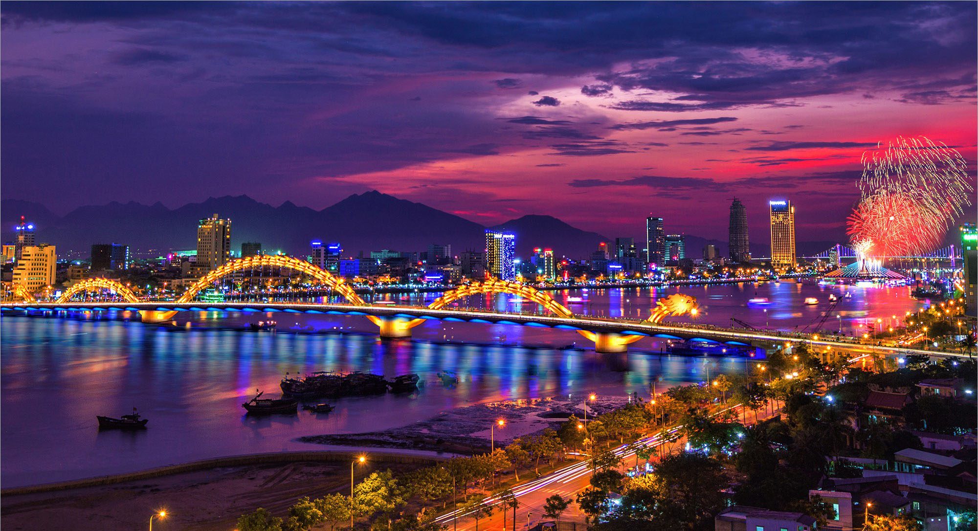 Kinh Nghiệm Du Lịch Đà Nẵng: Các địa điểm check-in nổi tiếng