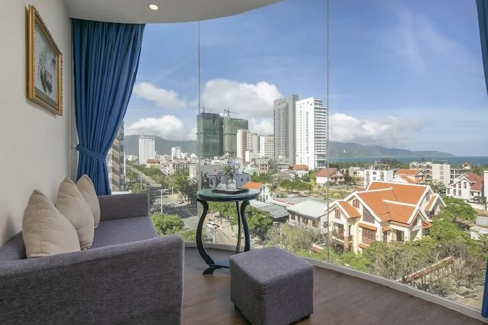 Alibaba Hotel Đà Nẵng, một khách sạn xinh xắn và tiện nghi gần biển Mỹ Khê.