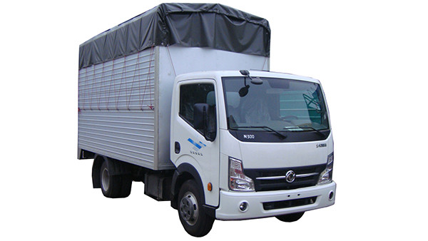 Vận chuyển hàng hóa bằng xe tải của Công ty TNHH Giao nhận Vận tải Cường Phương
