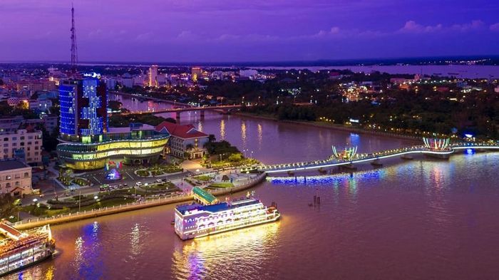 Bến Ninh Kiều Cần Thơ – biểu tượng của miền Tây sông nước trên bản đồ du lịch Việt Nam