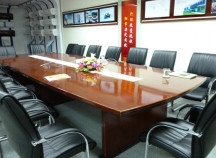 Bàn họp