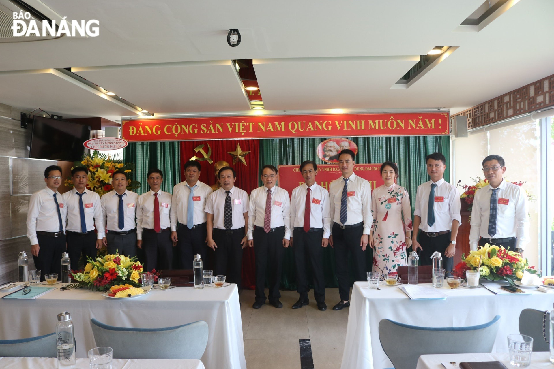 Đại hội Chi bộ khóa II, nhiệm kỳ 2020-2025 của Công ty TNHH Đầu tư Xây dựng DACINCO, thể hiện cam kết phát triển bền vững và công tác Đảng