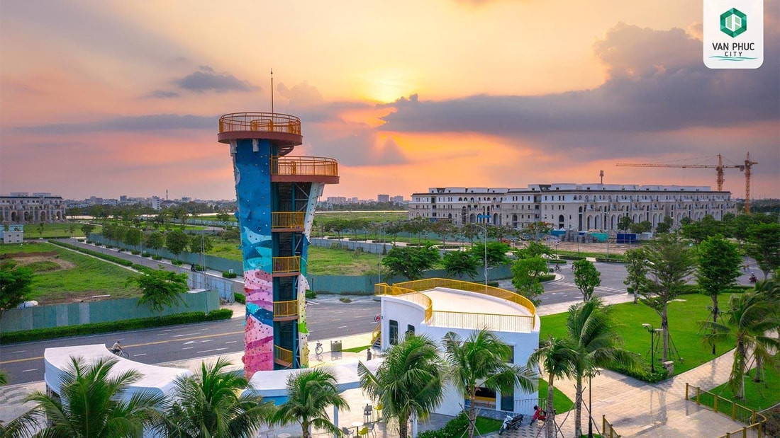 Bến du thuyền sang trọng đón hoàng hôn lãng mạn