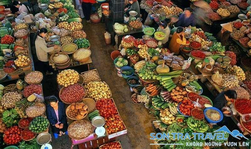 Chợ Trại Mát Đà Lạt tấp nập với nông sản tươi ngon đặc trưng