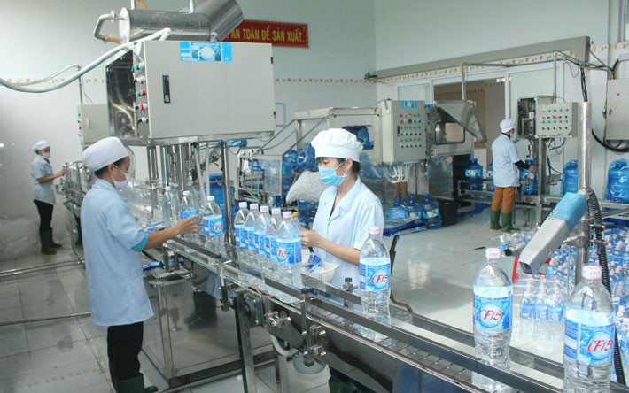 Sản xuất nước tinh khiết tại Công ty TNHH MTV Cà phê 15