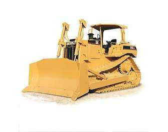 Xe ủi công trình Caterpillar làm việc trên địa hình khó khăn, thể hiện khả năng thích ứng của thiết bị do CÔNG TY TNHH CÔNG NGHIỆP PHÚ THÁI cung cấp