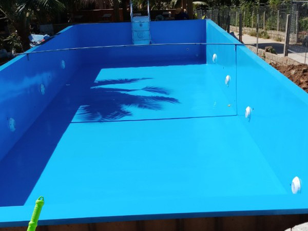 Mẫu hồ bơi composite tiện nghi, phù hợp cho nhiều không gian của Công Ty TNHH Sản Xuất Thương Mại Đại Đại Dương