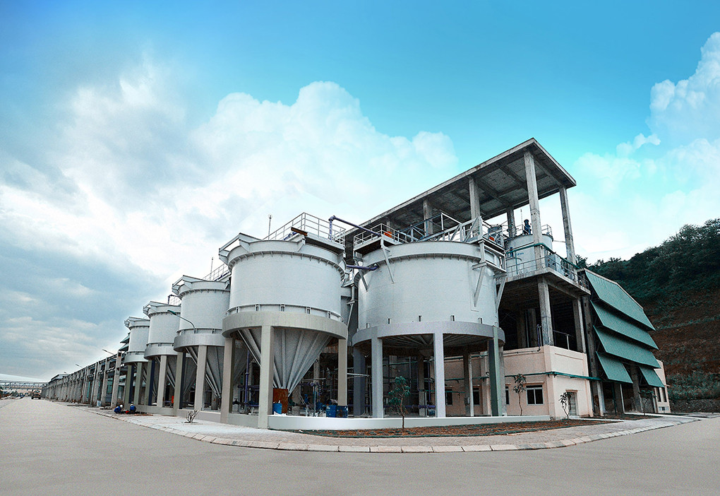 Sản phẩm DCP (Dicalcium Phosphate) từ nhà máy phụ gia thức ăn chăn nuôi của Công ty Hóa chất Đức Giang Lào Cai, chiếm 90% thị phần nội địa
