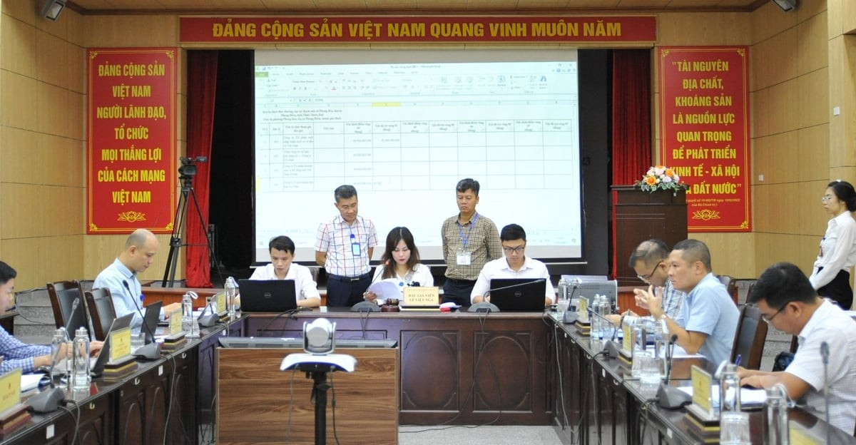 Phiên đấu giá quyền khai thác khoáng sản diễn ra công khai, minh bạch, phản ánh cam kết của CÔNG TY TNHH ĐẤU GIÁ TÀI SẢN NAM VIỆT về sự chuyên nghiệp và khách quan.