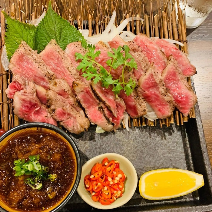 Góc nhìn từ phòng khách sạn Nikko Hai Phong ra quang cảnh thành phố