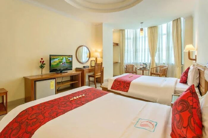 Golden Sea Hotel, một trong những khách sạn đường Phạm Văn Đồng Đà Nẵng với kiến trúc hiện đại và ấm cúng