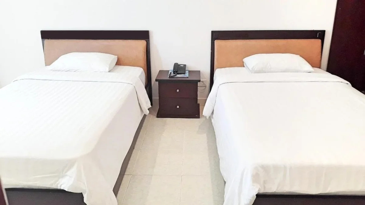 Hành lang sạch sẽ Khách sạn Long Beach Phú Yên