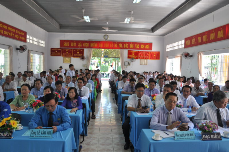 Đại biểu tham dự Hội nghị Người lao động tại Nông trường Cao su Minh Thạnh, một đơn vị trọng điểm của CÔNG TY TNHH CAO SU MINH THÀNH, thảo luận về định hướng phát triển.
