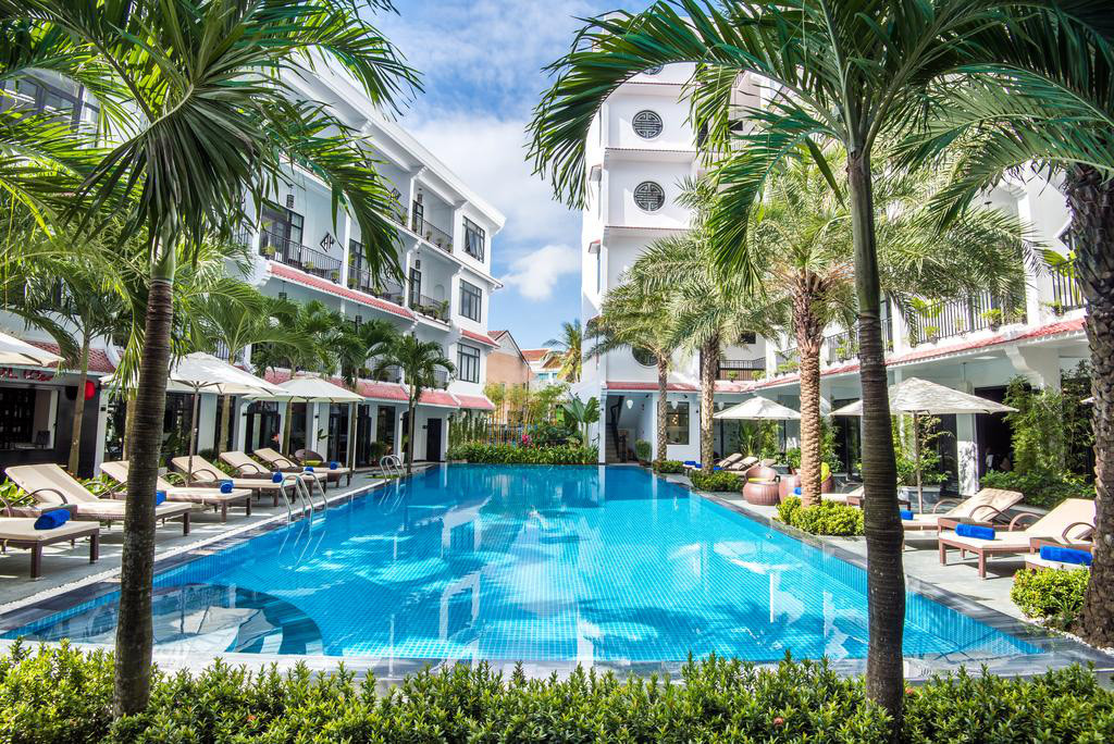 Hồ bơi tại Belle Maison Hadana Hội An Resort &amp; Spa, khách sạn 4 sao ở Hội An