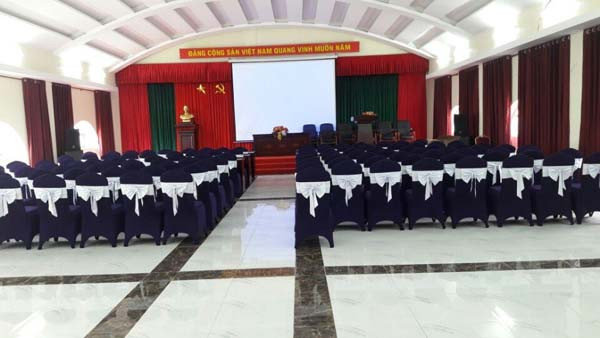 Hội trường lớn với sức chứa 400 ghế của khách sạn Hồ Núi Cốc Plaza, địa điểm hoàn hảo cho hội nghị và sự kiện tại Thái Nguyên.