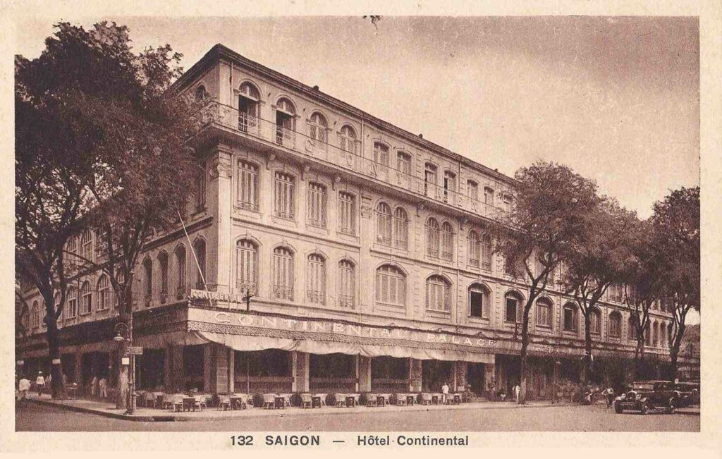Khách sạn Continental Saigon vào năm 1878, minh chứng cho sự hình thành các khách sạn 5 sao đầu tiên ở Sài Gòn.