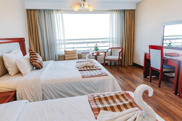Sảnh đón tiếp trang nhã của Minh Toan Athena Hotel, một khách sạn trung tâm Đà Nẵng giá rẻ được đánh giá cao