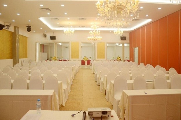 Khách sạn Hacinco Hà Nội sở hữu không gian phòng hội nghị hiện đại, phù hợp cho mọi sự kiện.