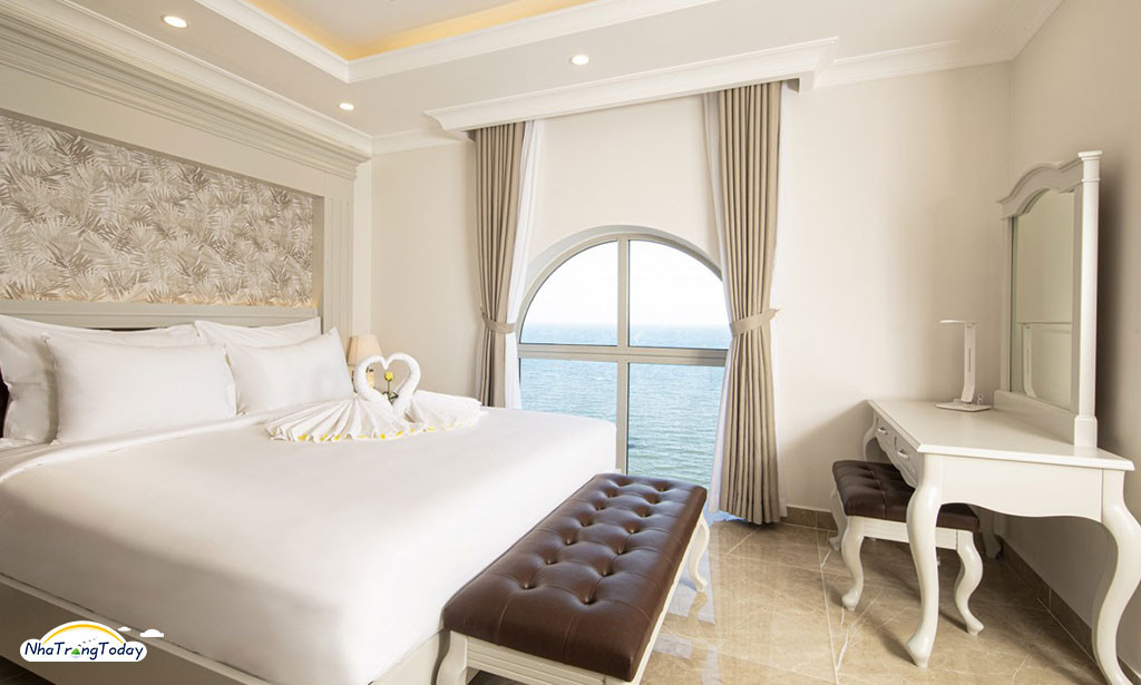 Khách sạn Merperle Beach Nha Trang - Phòng Luxury Suite