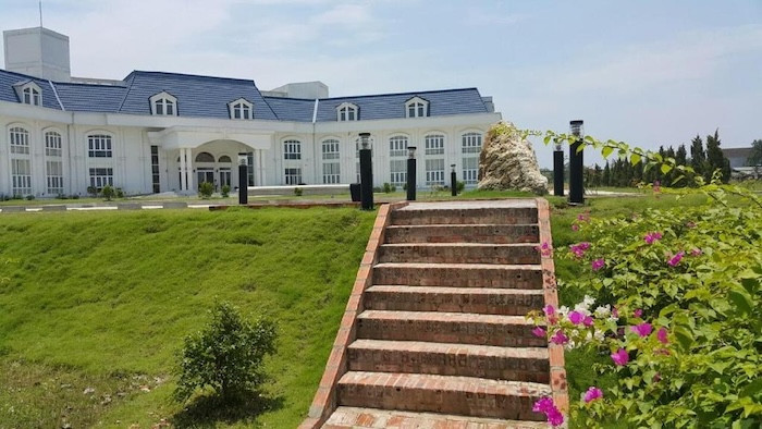 Khách sạn Polaris Hotel phục vụ đa dạng các tiện ích hấp dẫn