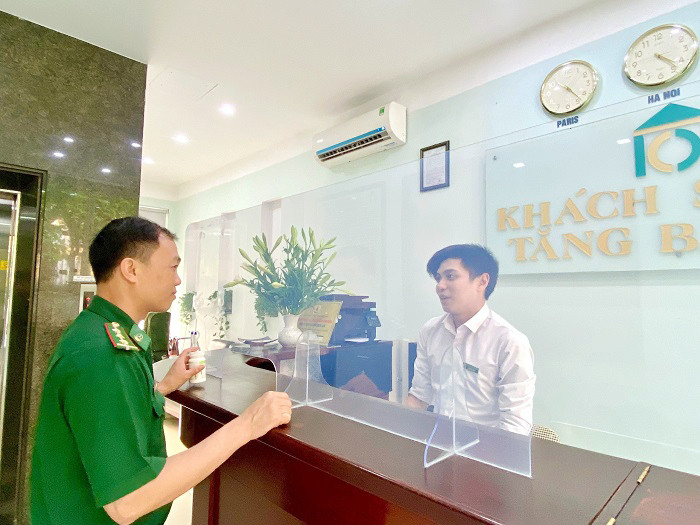Khách sạn Sao Mai 1A Tăng Bạt Hổ với thiết kế hiện đại tại trung tâm Hà Nội