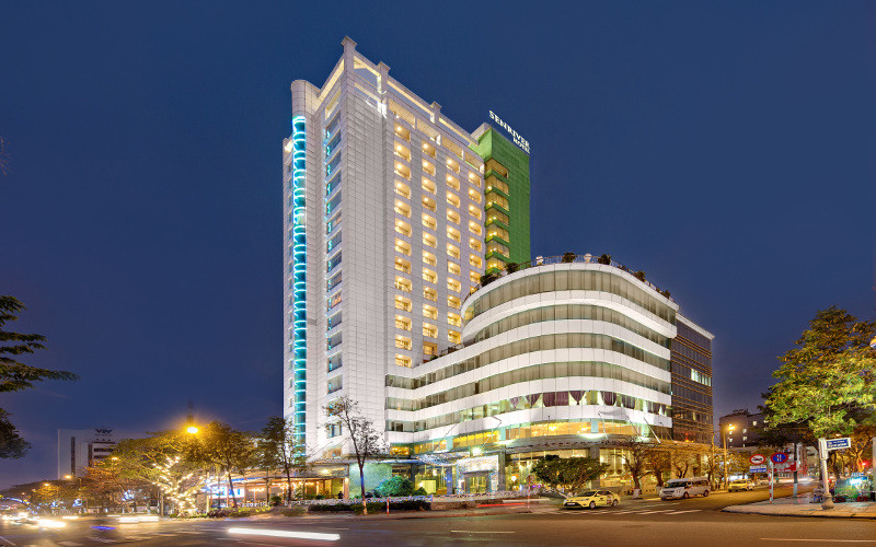 Khách sạn Senriver Hotel Đà Nẵng từ trên cao, kiến trúc hiện đại và tinh tế