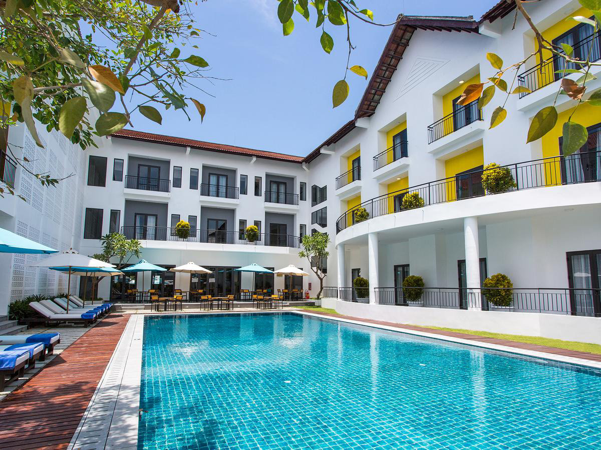 Kiến trúc kết hợp Việt - Pháp tại ÊMM Hotel Hội An, khách sạn 4 sao ở Hội An