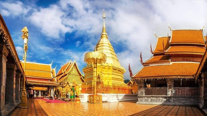 Chùa Phrathat Doi Chom Thong