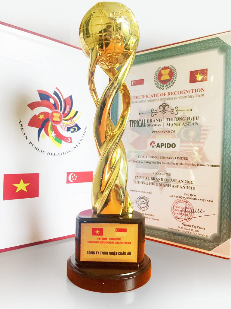 Kỷ niệm chương danh giá được trao cho CÔNG TY TNHH CÔNG NGHỆ NHIỆT CHÂU ÂU tại sự kiện quốc tế, ghi nhận đóng góp và uy tín của công ty