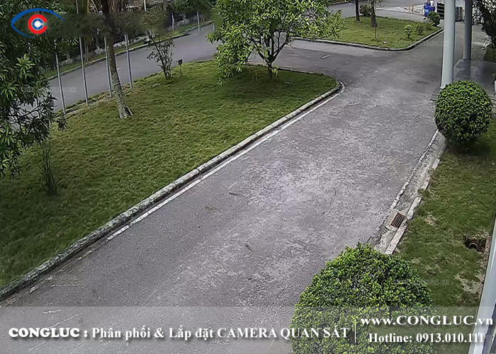 Khuôn viên bên ngoài CÔNG TY TNHH HANMIFLEXIBLE VINA HẢI PHÒNG được hiển thị rõ nét qua camera