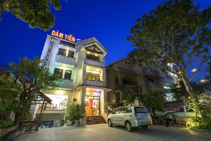 Mặt tiền của Khách sạn Đàm Tiên Đà Nẵng, một khách sạn đường Phạm Văn Đồng Đà Nẵng với vị trí thuận lợi và giá cả hợp lý