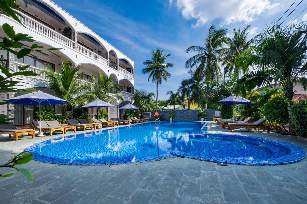 Mặt tiền và không gian tổng thể của Brenta Hotel Phú Quốc, tìm kiếm khách sạn phú quốc giá rẻ không thể bỏ qua