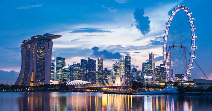 Đu Quay Singapore Flyer cao lớn nhìn ra thành phố