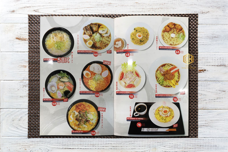 Hình ảnh món ăn lớn, chi tiết, dễ quan sát, giá tiền được làm nổi bật trong mẫu menu mì ramen Nhật Bản