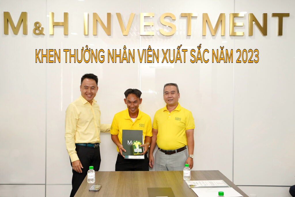 Anh Võ Anh Tuấn, một trong những nhân viên lái xe được vinh danh của công ty tnhh đầu tư m&amp;h
